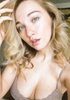 Местная проститутка Вика, 23 лет